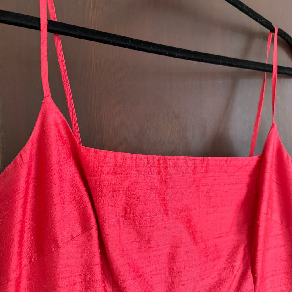 90s Vintage LAUNDRY  | Red Silk Embroidered Square Neck Cocktail Dress 8 Petite - Picture 5 of 10